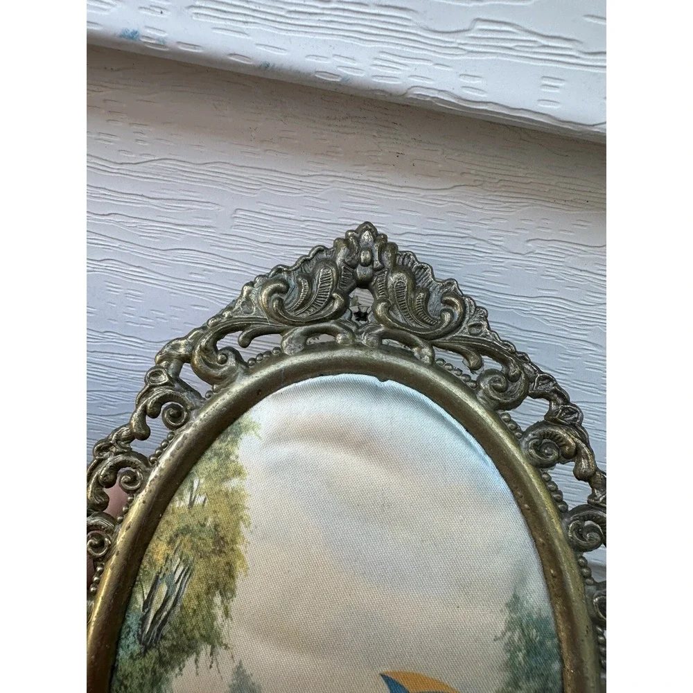 Vintage Victorian Brass Oval Ornate‎ Picture Frames Silk Children Outdoors X2